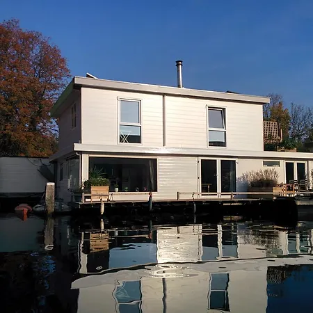 לינה וארוחת בוקר Minties Houseboat אמסטרדם